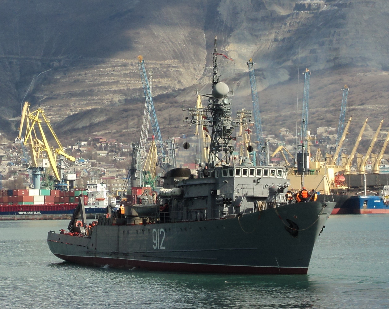 Морской тральщик проекта 266м