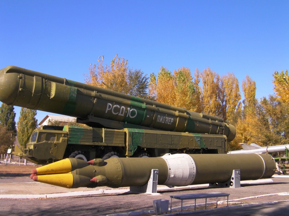 Nuclear 10. РСД-10 Пионер. РСД-10 ракета. БРК РСД-10 «Пионер». Ракетный комплекс РСД 10 Пионер.